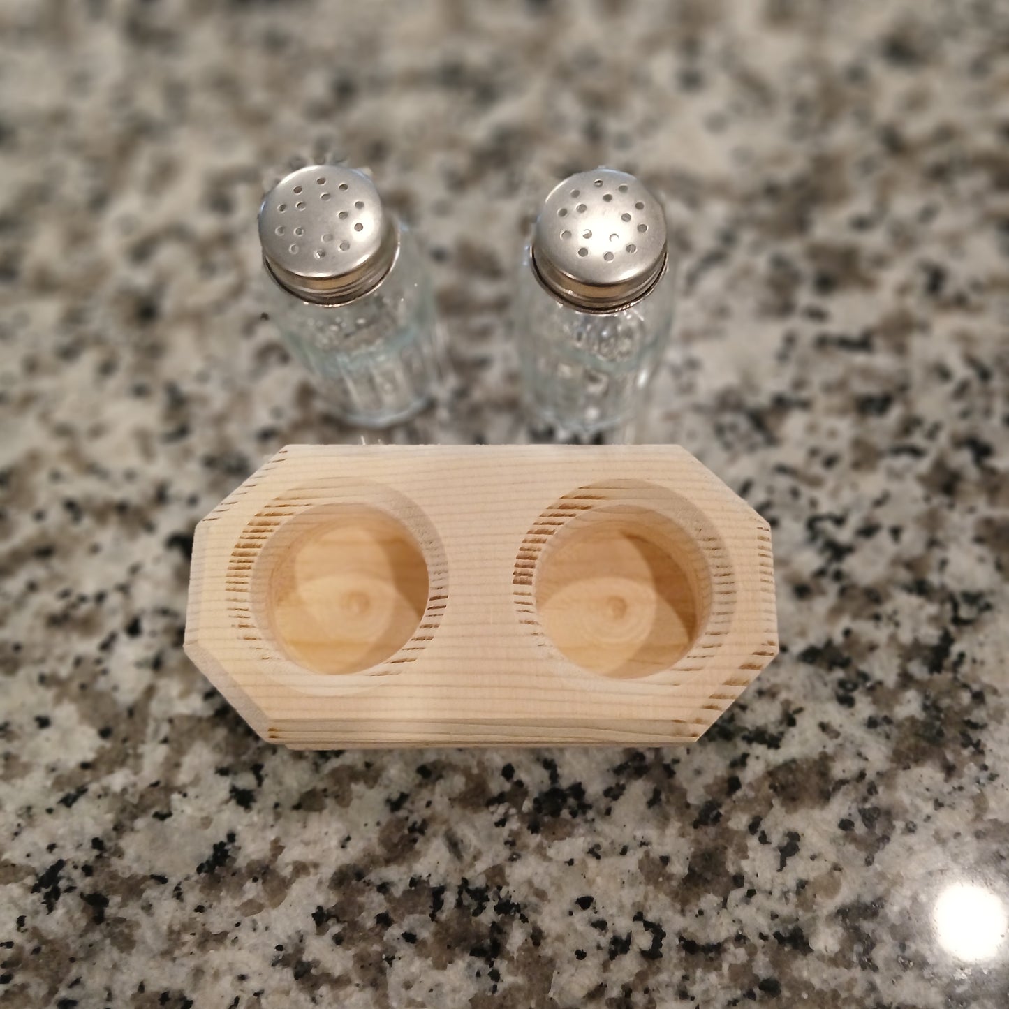 Salt & Pepper shaker set