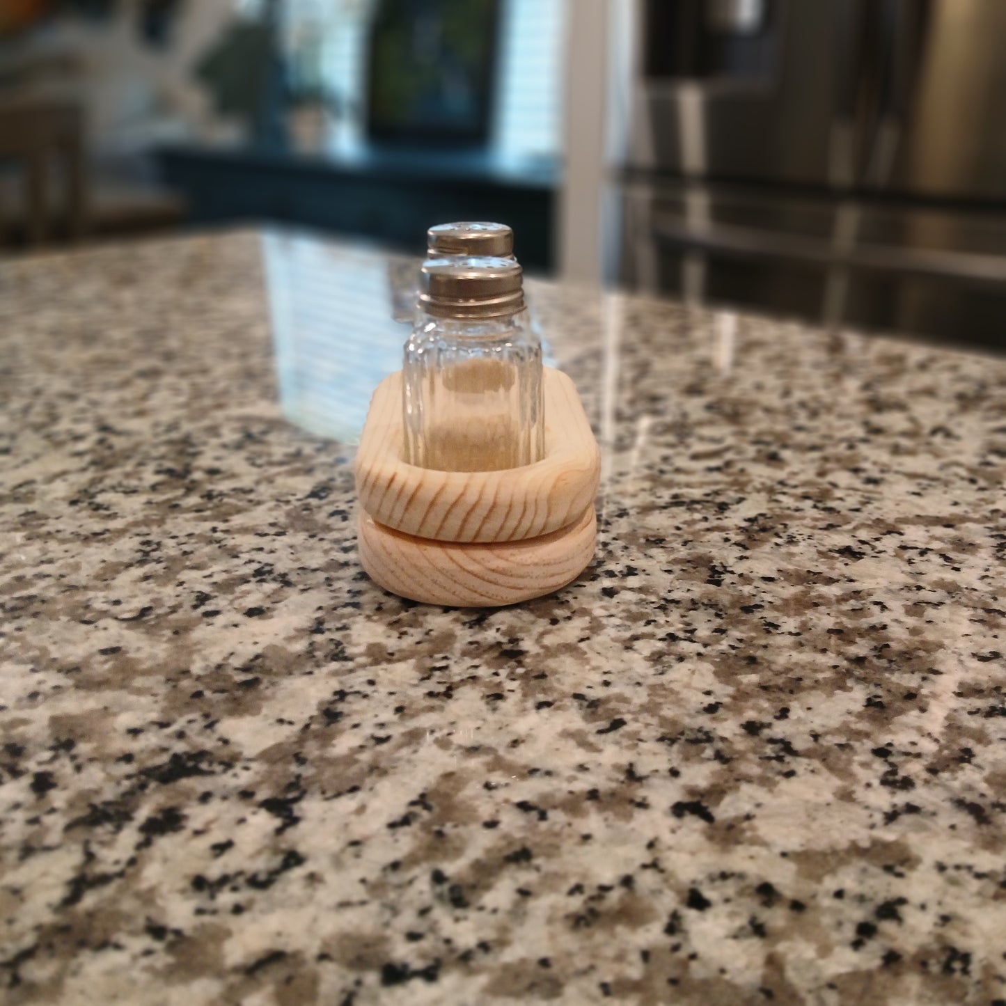 Salt and pepper shaker set